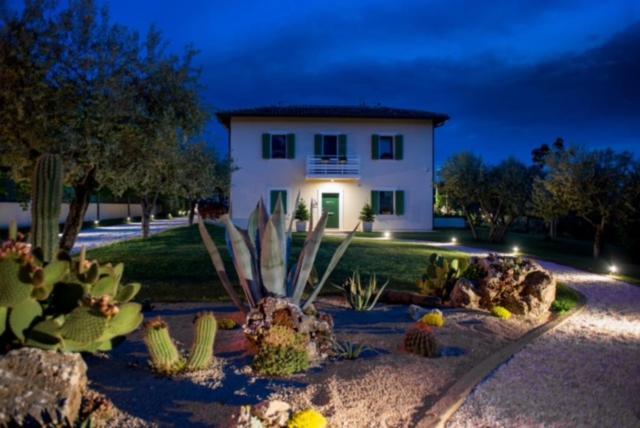Giuliveto Bed And Breakfast Foligno Exterior foto