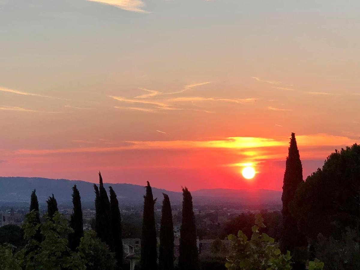 Giuliveto Bed And Breakfast Foligno Exterior foto